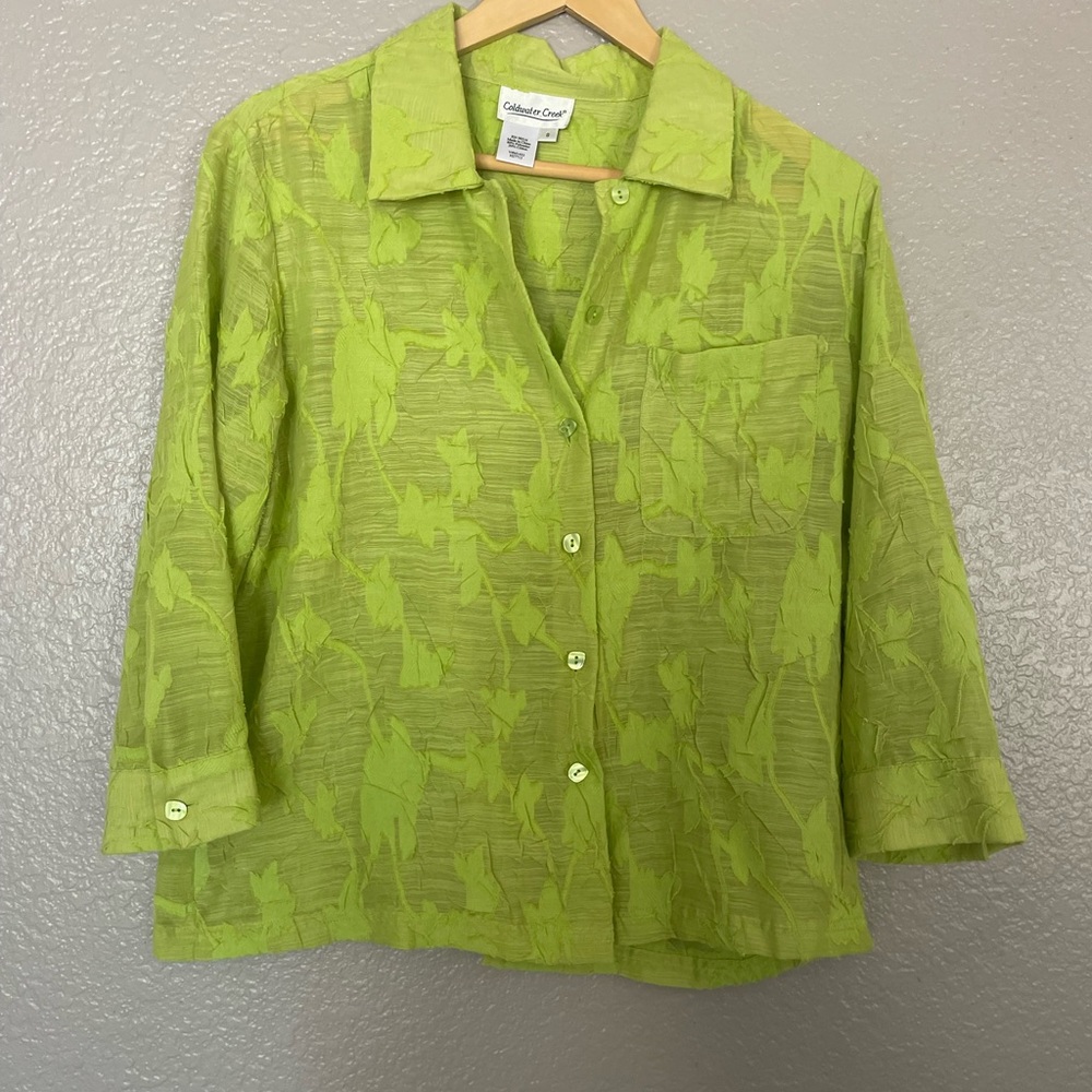 Women blouse ColdWater Creek Size Small Green color.